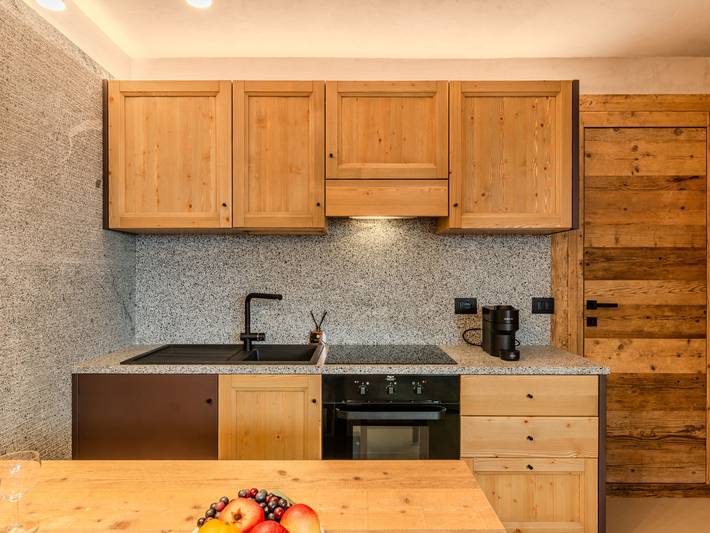 Ganze Wohnung, Monolocale Al Doss in Pinzolo, Giustino