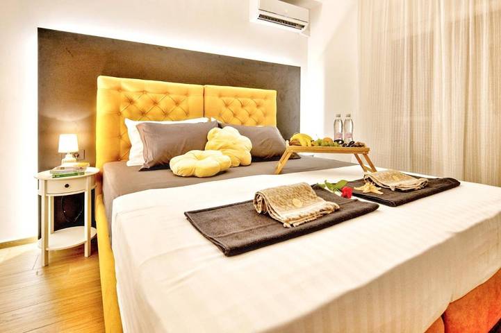 BnB für 5 Personen, mit Ausblick und Terrasse, mit Haustier in Zadar