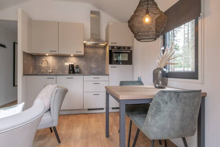 Ferienhaus für 2 Personen, mit Terrasse und Garten in Europa - 3