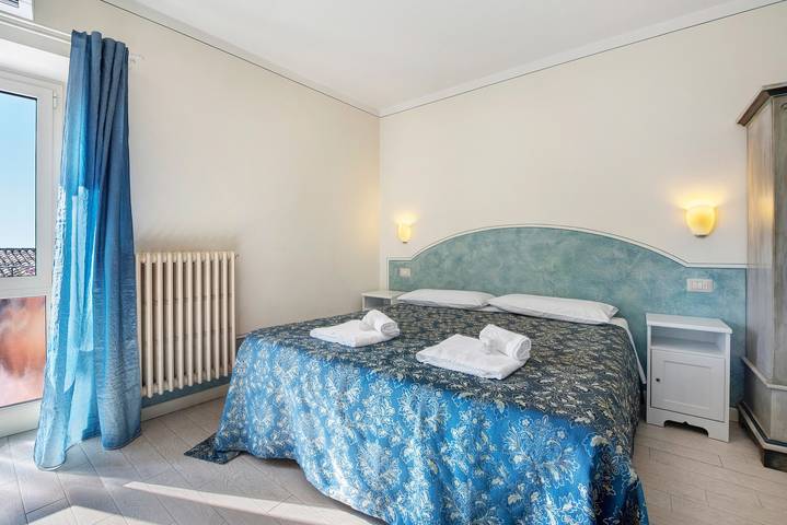Bed and breakfast per 2 persone, con vista lago e giardino - 1