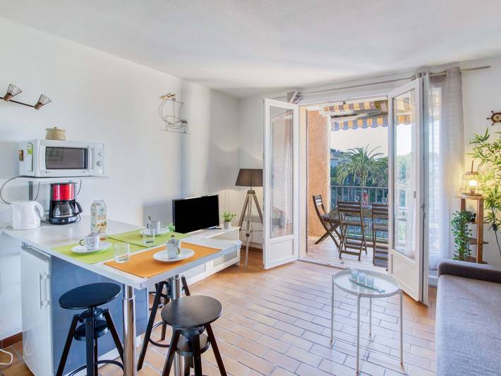 Gîte pour 4 personnes, avec terrasse à Saint-Cyr-sur-Mer - 3