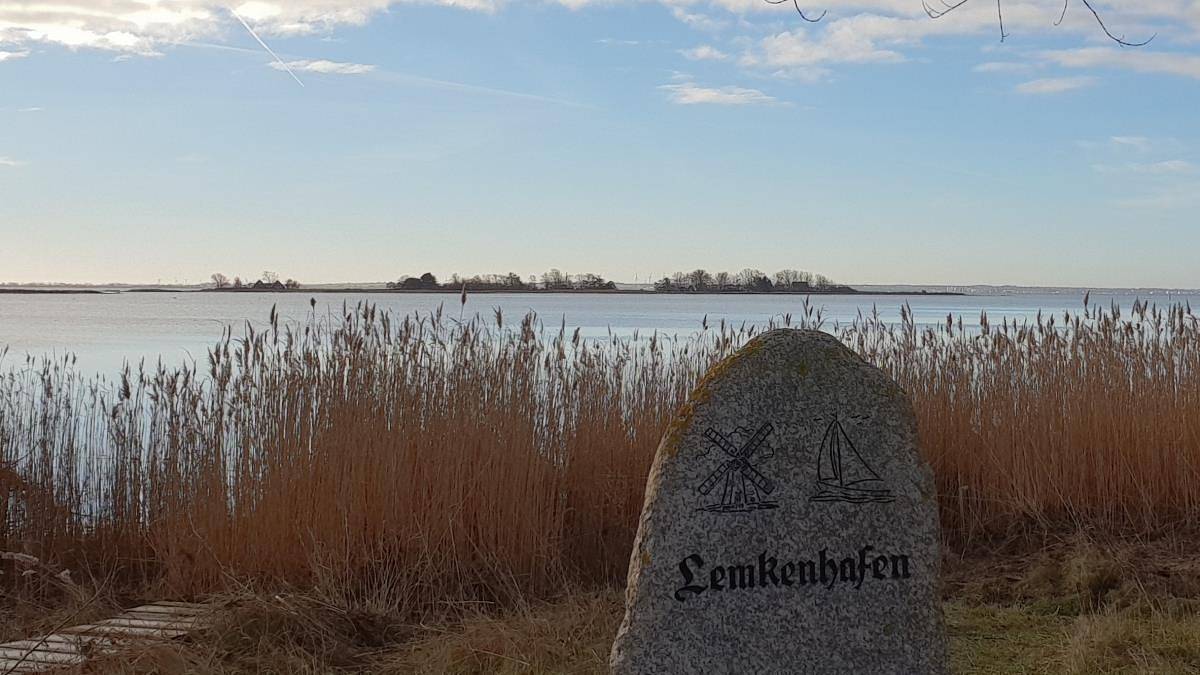 Entire apartment, Holiday apartment for 2 people in West Fehmarn, Lemkenhafen