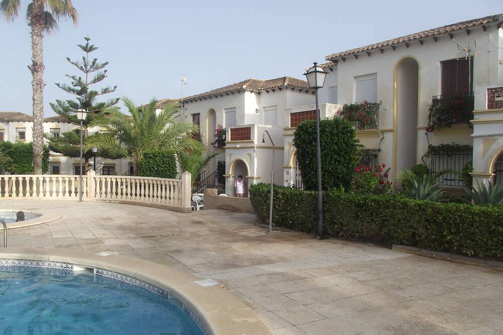 Apartamento entero, Apartamento junto a la piscina in Panorama Golf, San Miguel de Salinas