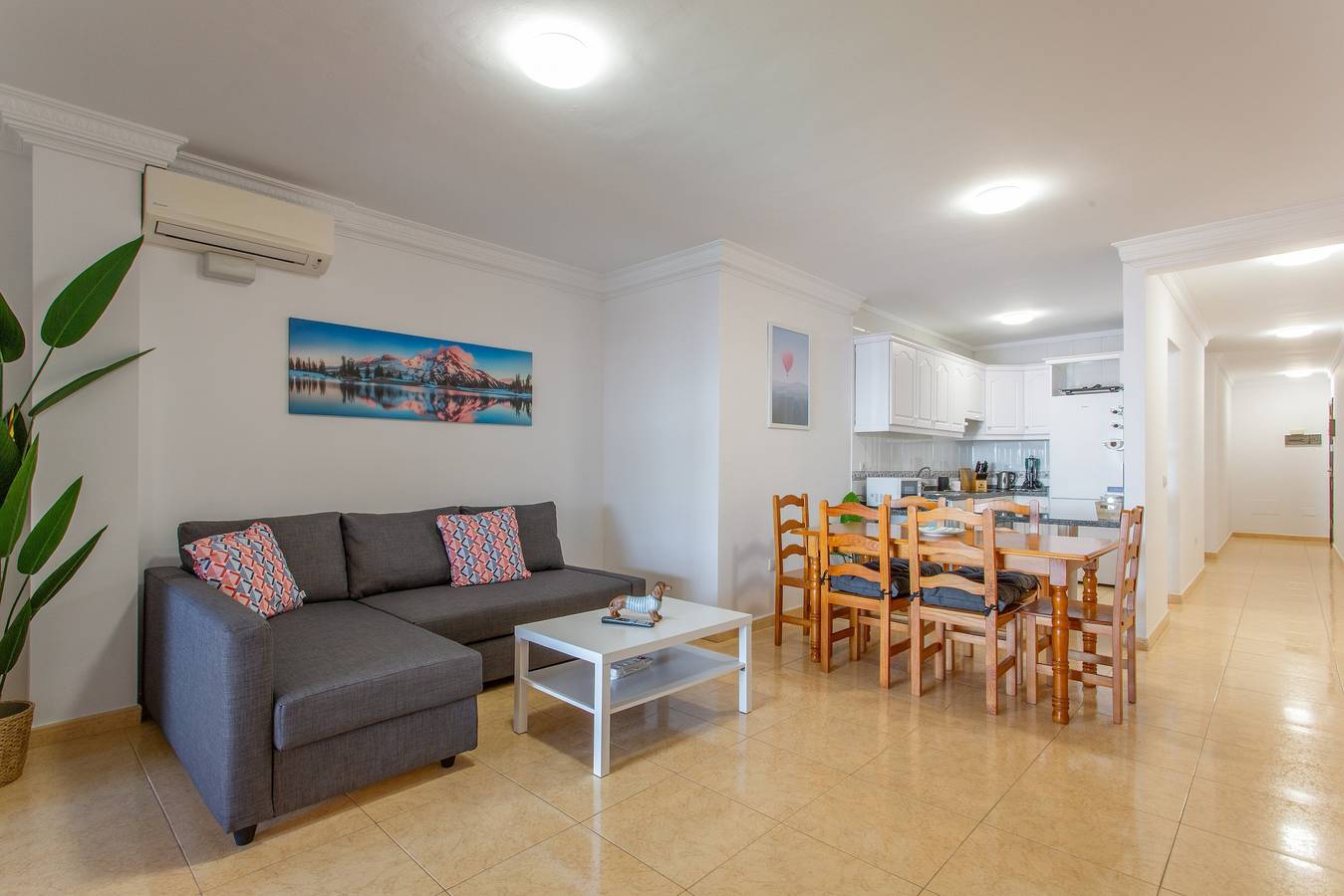 Apartamento entero, Vacaciones 'Candelaria 1' con vistas al mar, Wi-Fi y aire acondicionado in Aroba, Candelaria