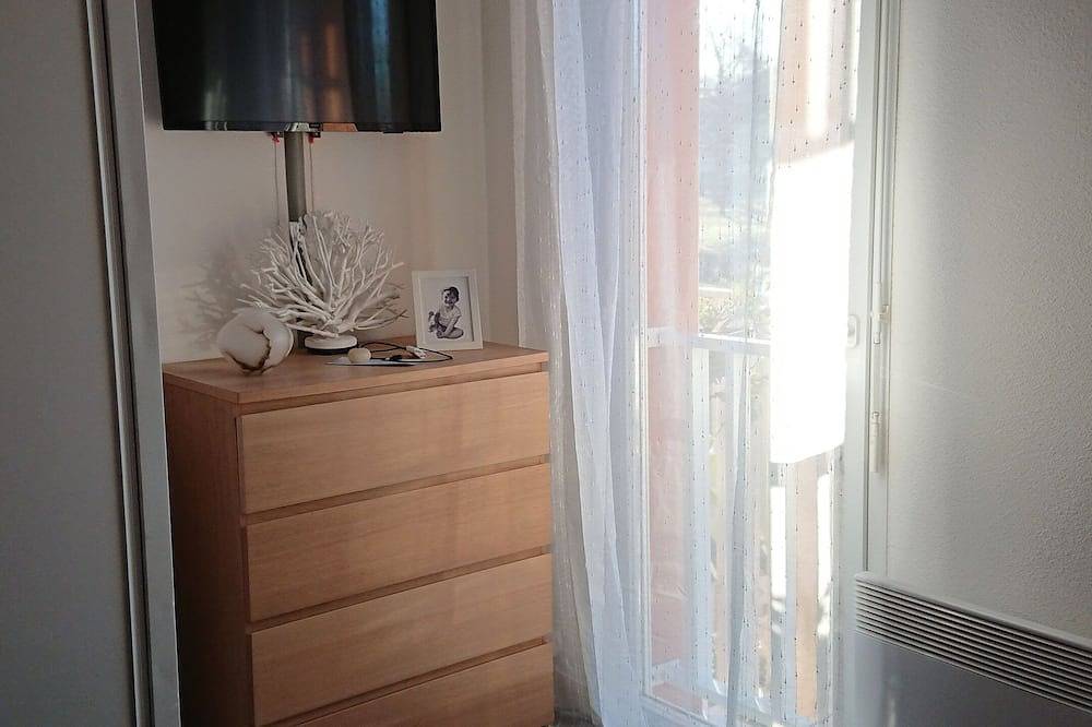 Appartement entier, Appartement dans Résidence au calme avec piscine - très arborée et ensoleillée in Dax, Région de Dax