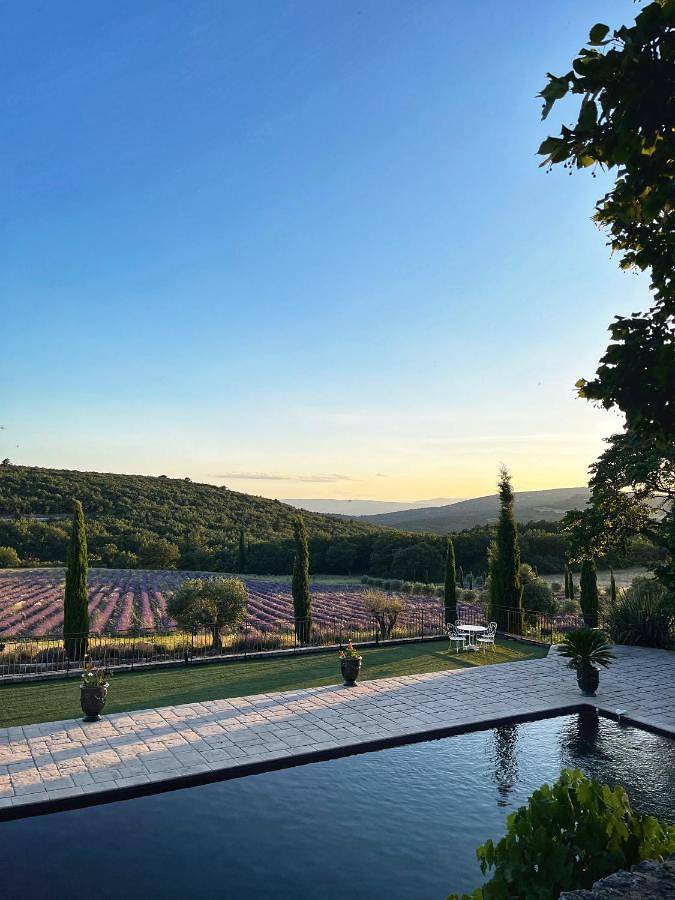 Gîte pour 2 personnes, avec vue ainsi que piscine et terrasse à Réauville - 4