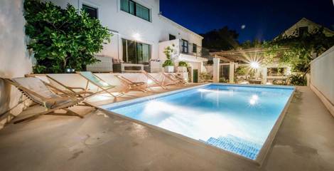 Villa for 10 People in Povlija, Selca and Sumartin, Brac, Photo 2