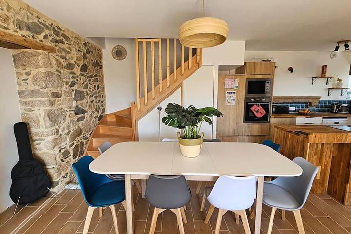 Location de vacances pour 9 personnes, avec jardin et vue à Les Châtelliers-Châteaumur - 3