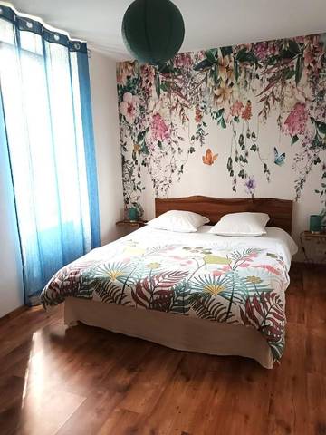 Chambre d’hôte pour 2 personnes, avec jardin et vue, animaux acceptés à Montredon (Lot)