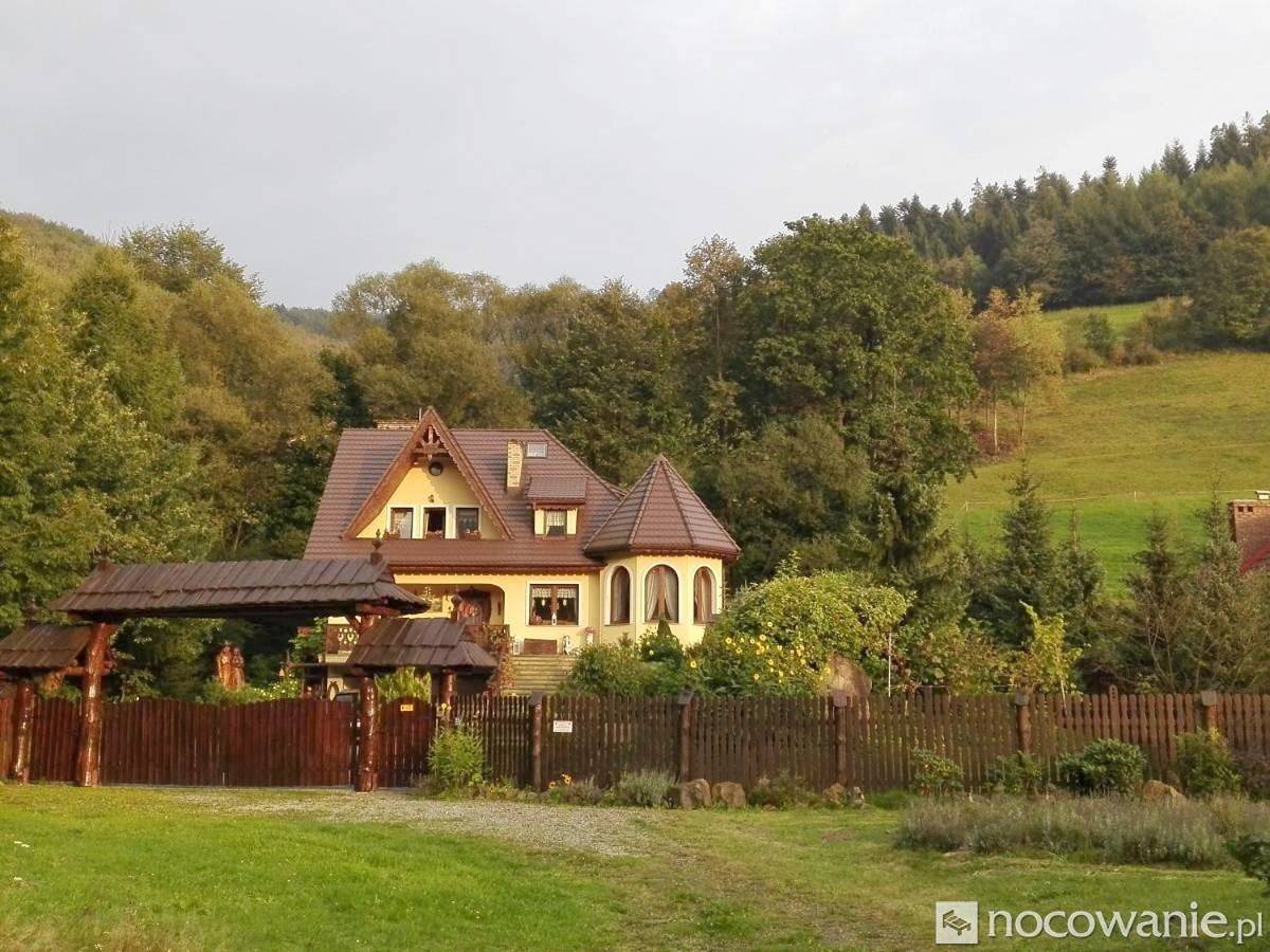 Cały apartament wypoczynkowy, Domek nad rzeką in Brenna, Karpaty (Polska)