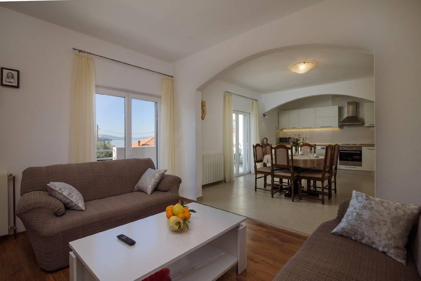 Entire holiday apartment, Holiday apartment for 4 people with garden in Okrug Donji, Ciovo