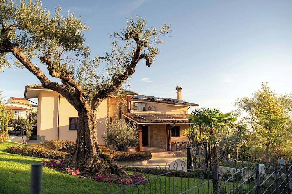 Ganze Wohnung, Villa del Sole Inn, for those seeking refinement, comfort and tranquility. in Campobasso, Campobasso Provinz