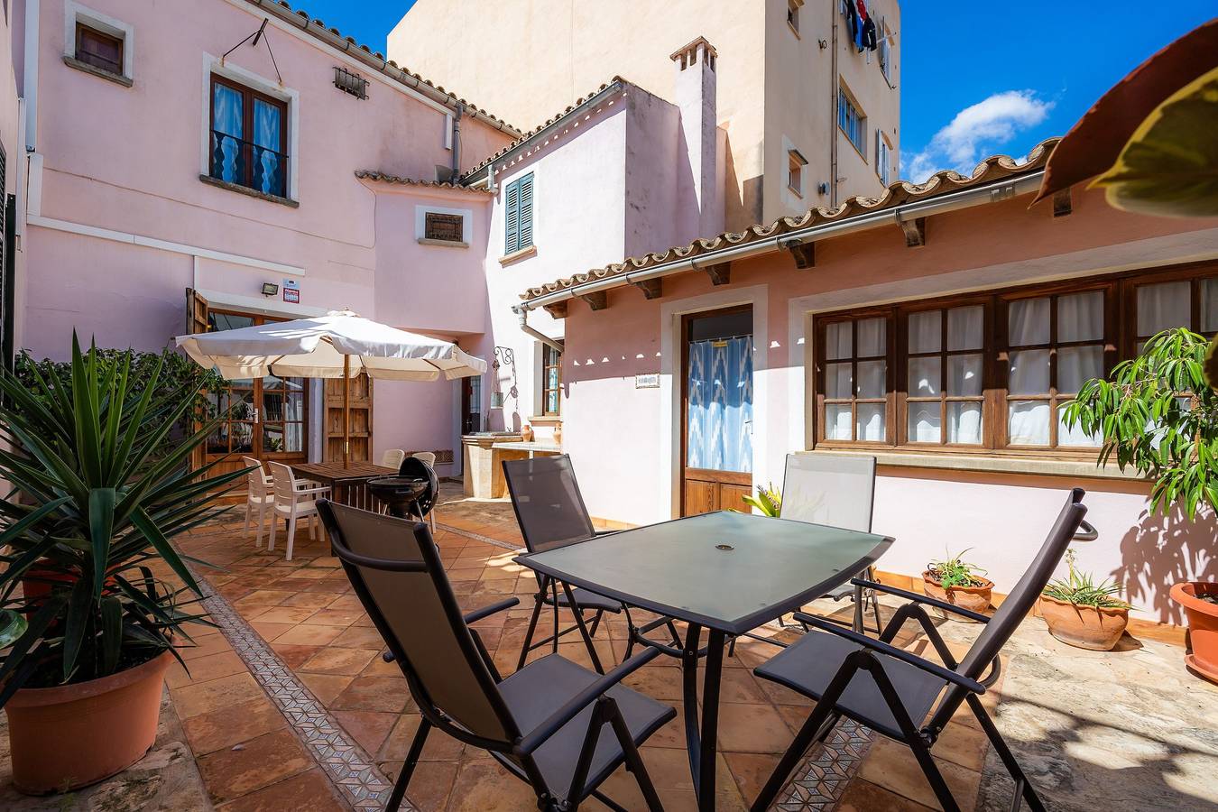 Ganze Wohnung, Ferienwohnung 'Can Seno En Santa Margalida' mit Privatterrasse, Wi-Fi und Klimaanlage in Santa Margalida, Mallorca Norden