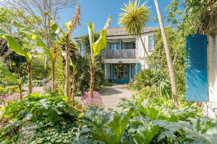 Hôtel pour 2 personnes, avec terrasse et jardin, animaux acceptés