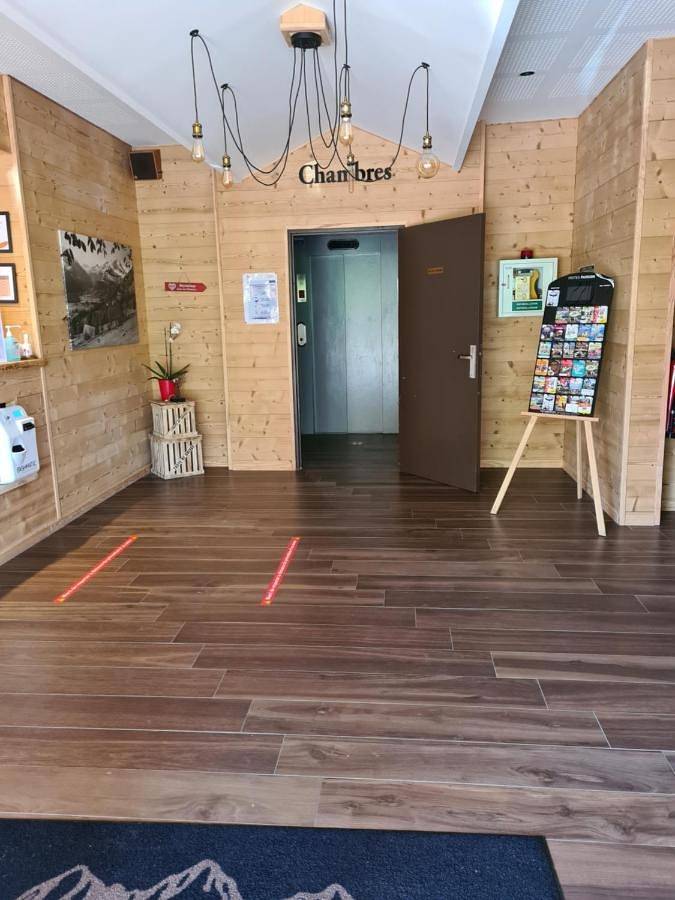 Hôtel pour 2 personnes, avec sauna et piscine ainsi que jardin et vue, animaux acceptés à Aucun - 4