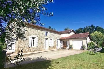 Location de vacances pour 10 personnes, avec jardin, animaux acceptés à Eauze