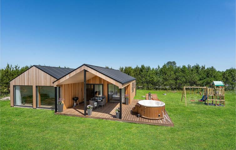 Ferienhaus für 6 Personen, mit Garten und Terrasse in Bratten - 2