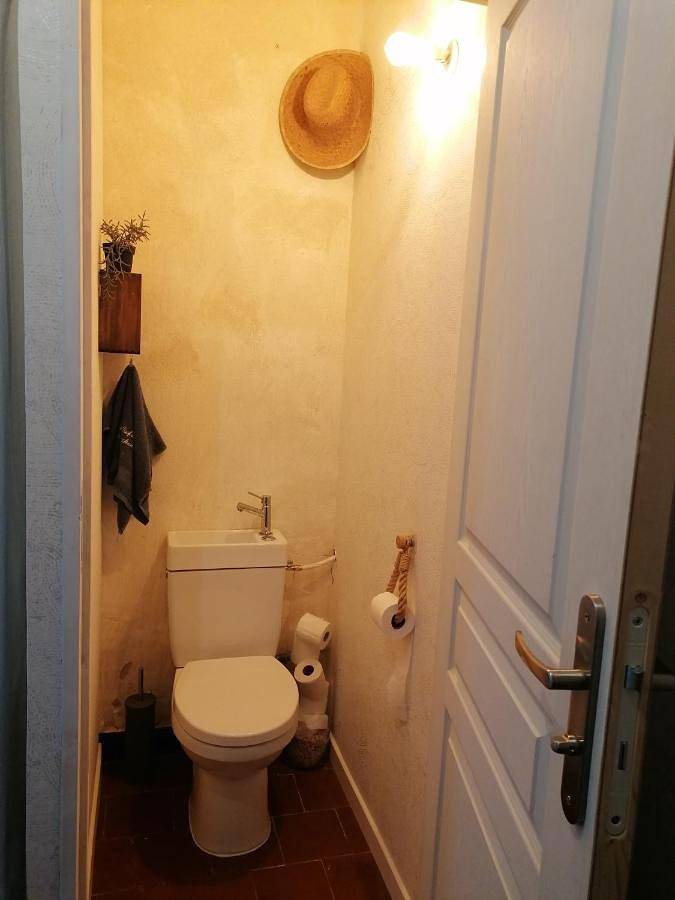 Chambre d’hôte pour 3 personnes, avec piscine ainsi que jardin et jacuzzi à Cachen - 2