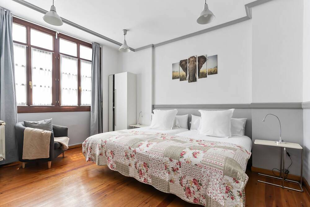 Entire apartment, San Roque de Llanes Apartments by megustarural in Llanes, Costa Verde (Spain)