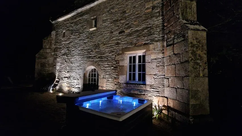Maison de vacances pour 14 personnes, avec jardin ainsi que jacuzzi et sauna - 1