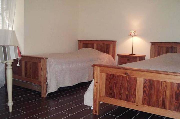 Location de vacances pour 6 personnes, avec Balcon/Terrasse et Terrasse ainsi que Jardin et Piscine à Lalevade-d'Ardèche - 4