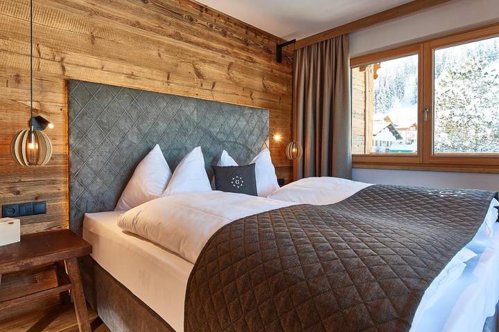 BnB für 8 Personen, mit Balkon und Ausblick sowie Sauna und Garten in Flachau - 2