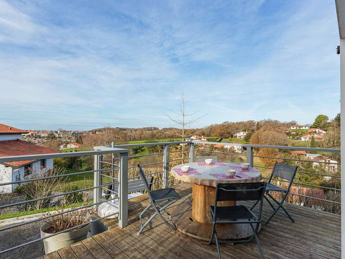 Apartamento de vacaciones para 4 personas, con terraza y vistas - 1