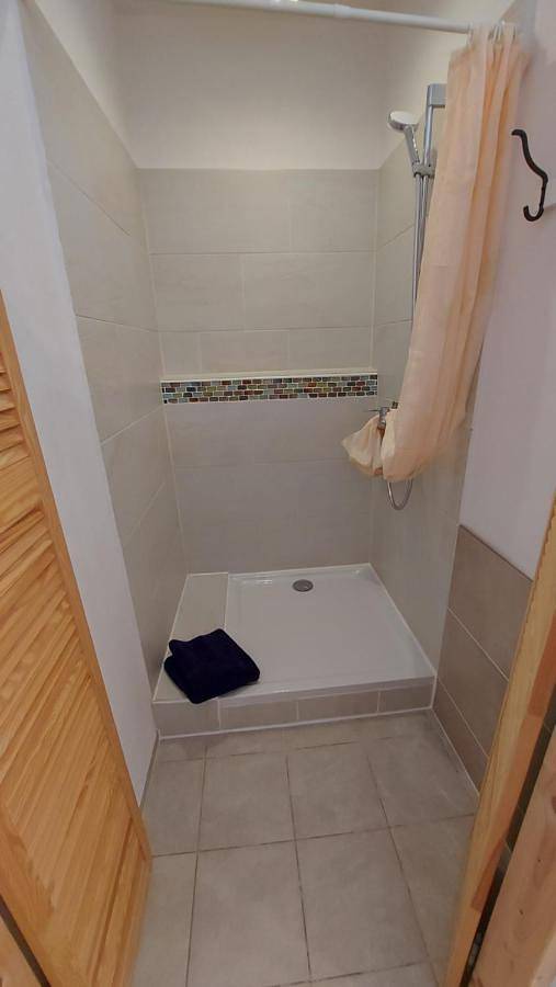 Ferienwohnung für 9 Personen, mit Terrasse und Garten sowie Sauna und Ausblick in Kamp-Bornhofen - 4