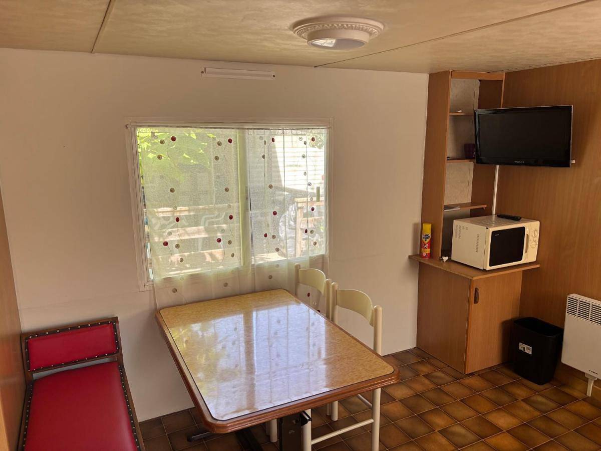 Ganze Wohnung, Mobil-Home Vintage in Embrun, Nationalpark Écrins