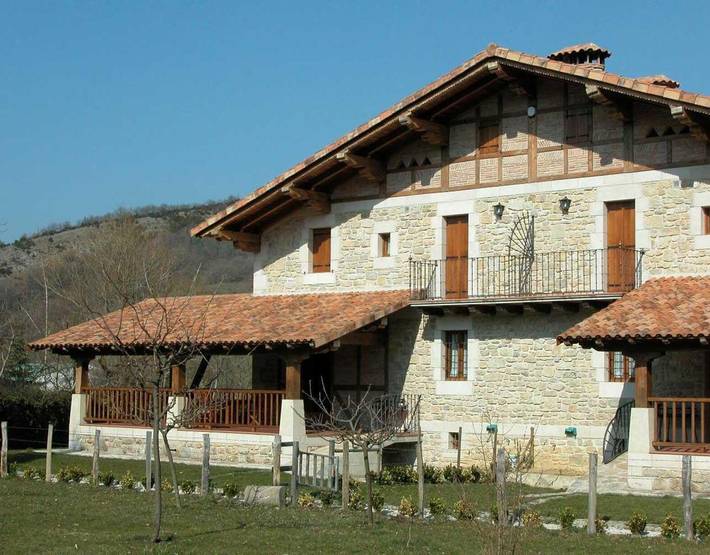 Casa rural para 11 personas, con Jardín en Navarra