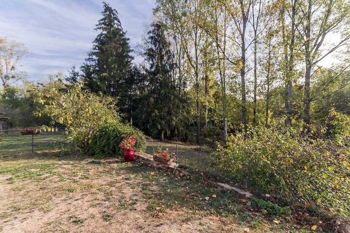 Gîte pour 10 personnes, avec terrasse et jardin, animaux acceptés dans Nièvre - 4