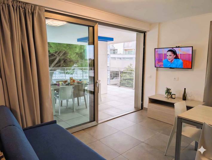 Ganze Ferienwohnung, Ferienwohnung mit Balkon und Klimaanlage in Ufficio 5, Lignano Sabbiadoro