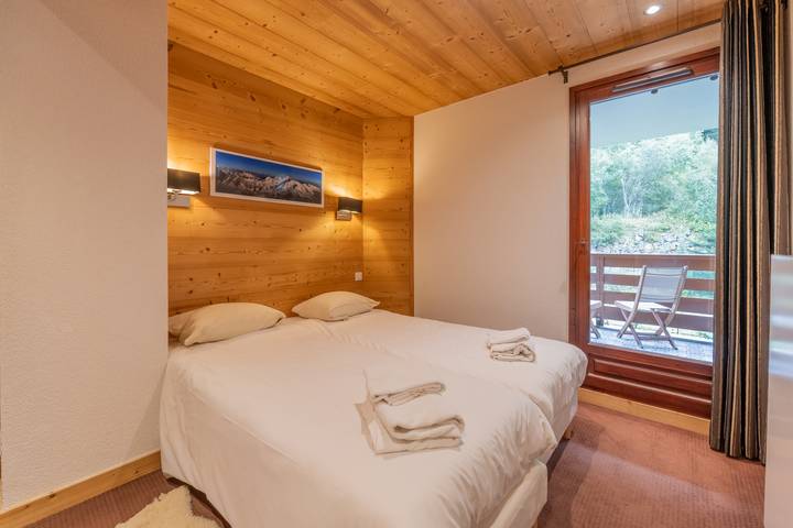 Gîte pour 6 personnes, avec balcon et piscine, adapté aux familles à Vallorcine - 4