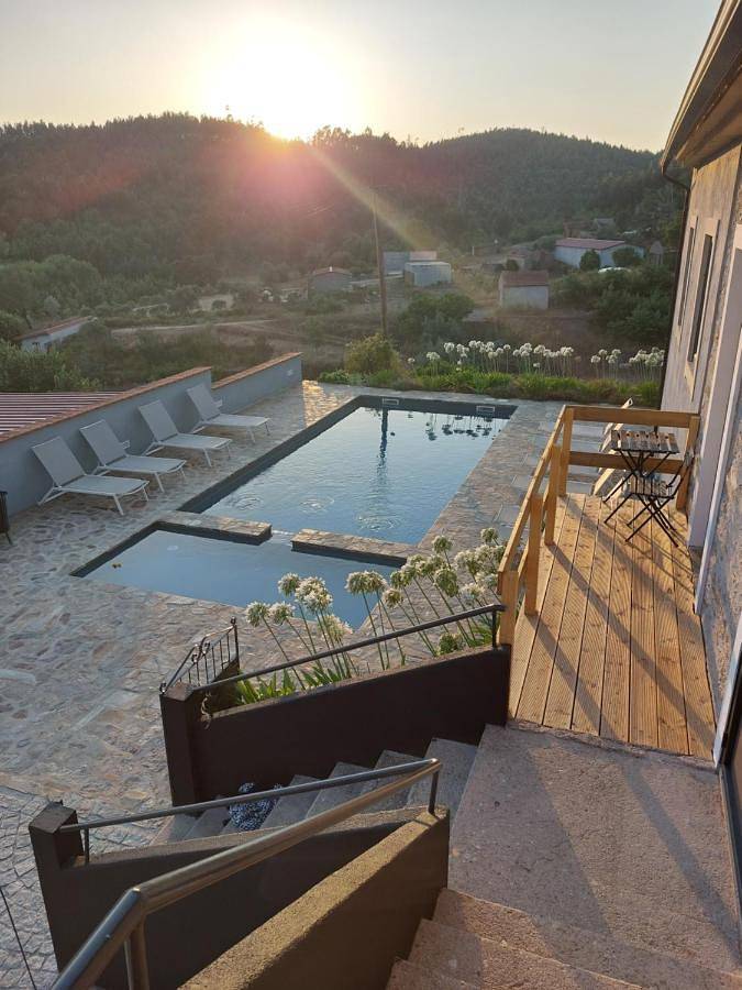 Location de vacances pour 6 personnes, avec Balcon et Terrasse ainsi que Jardin et Bassin pour enfant dans Pala