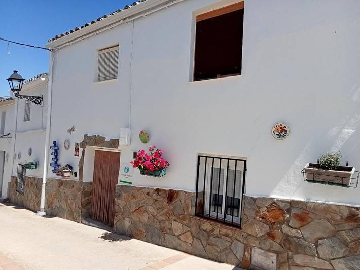 Location de vacances pour 4 personnes, avec Terrasse et Jardin ainsi que Piscine et Vue à Beas de Segura - 2