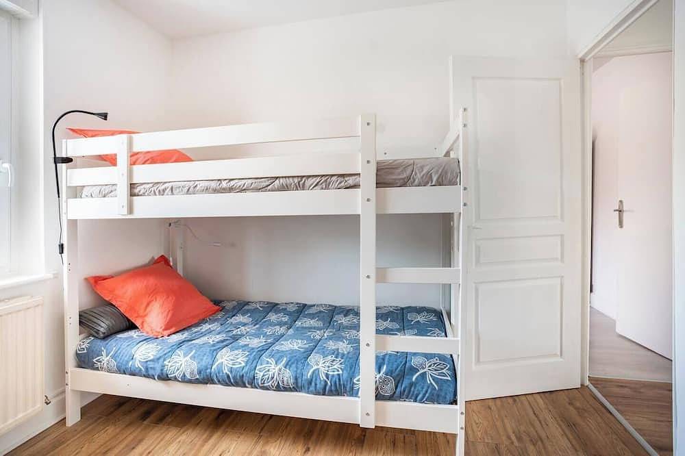 Appartement entier, \"Nid Douillet\" entre Nancy et Lunéville. Au calme, avec jardin et stationnement. in Varangéville, Région de Nancy