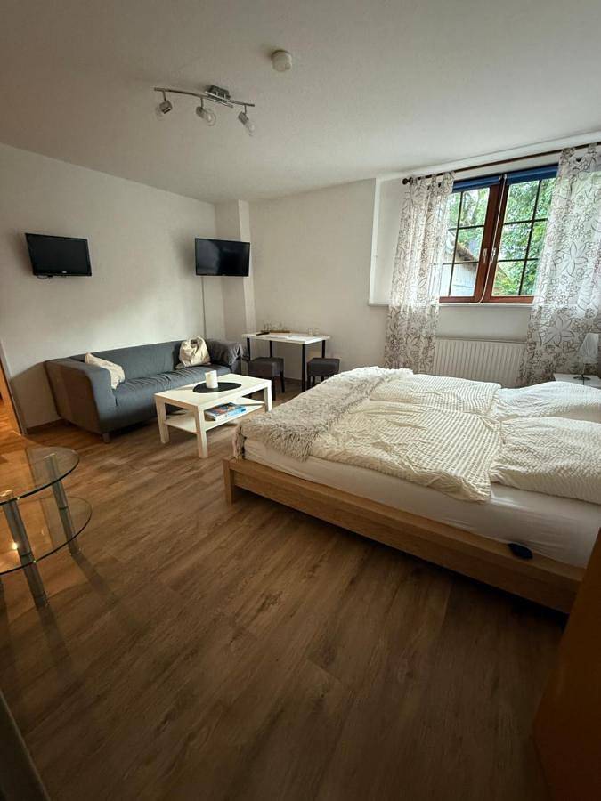 Gästehaus für 2 Personen, mit Terrasse - 1
