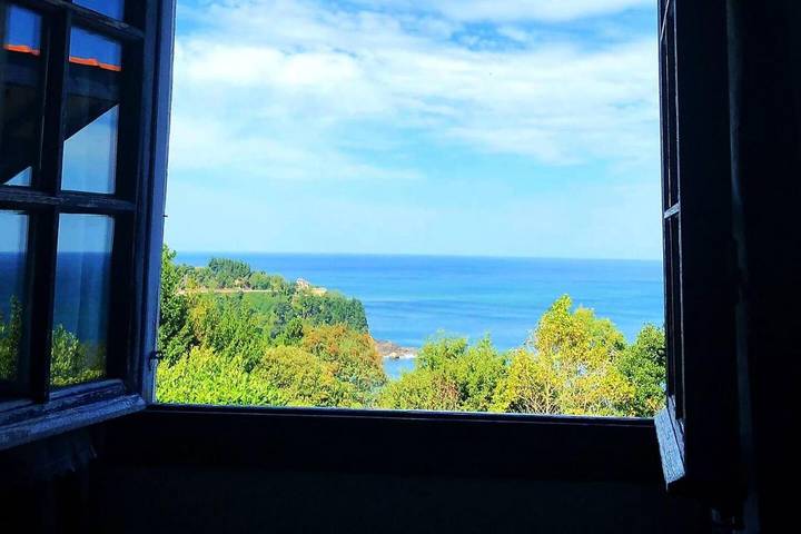 Location de vacances pour 2 personnes, avec jardin ainsi que balcon et vue, animaux acceptés à Mutriku - 2