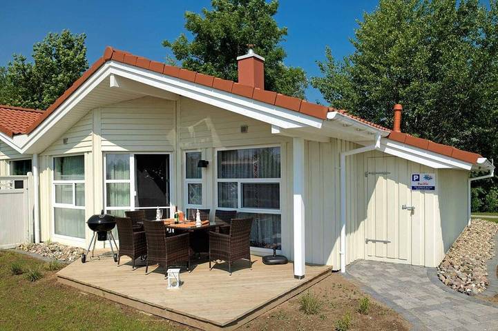 Ferienhaus für 6 Personen, mit Terrasse und Garten sowie Sauna