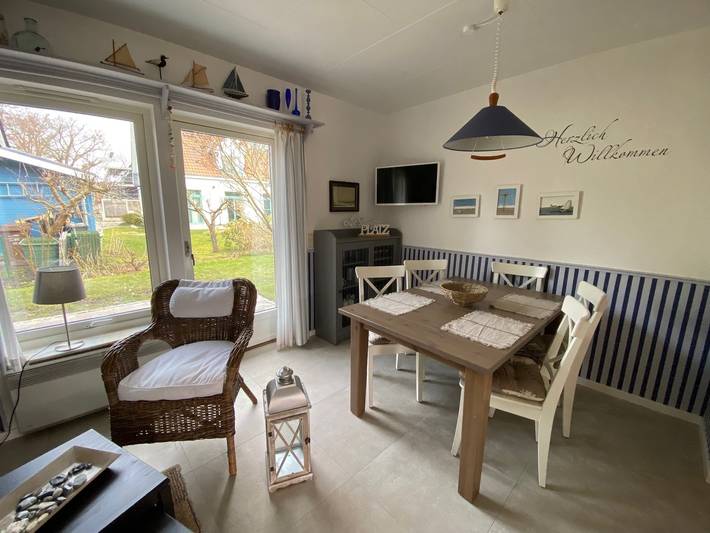 Ferienhaus für 8 Personen, mit Terrasse und Garten sowie Sauna, mit Haustier in Zingst - 4