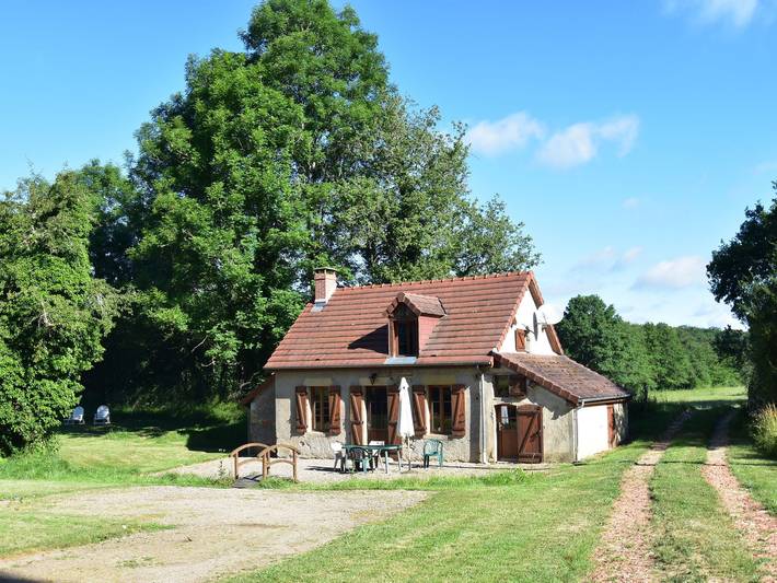 Vakantiehuis voor 4 personen, met tuin, met huisdier in Nièvre