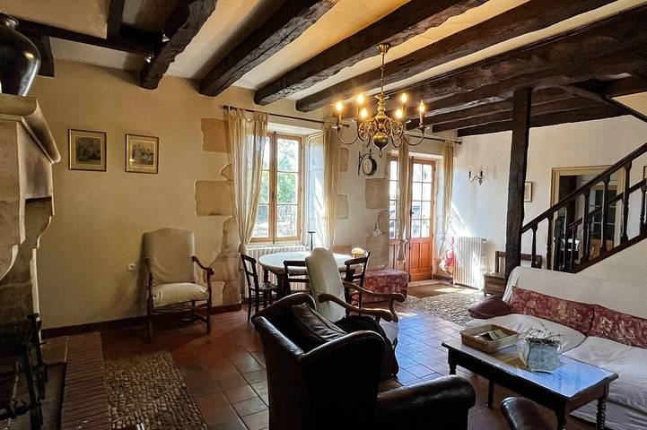 Gîte pour 6 personnes, avec jardin à Saint-Jory-las-Bloux - 2