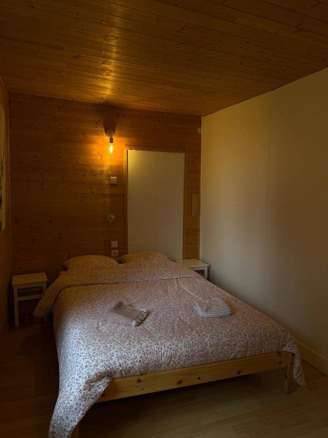 Location de vacances pour 8 personnes, avec terrasse et jardin, adapté aux familles dans Métairies-Saint-Quirin - 4