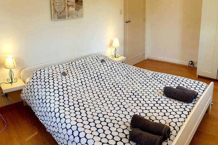 Location de vacances pour 8 personnes, avec jardin et terrasse à Tourtour - 3