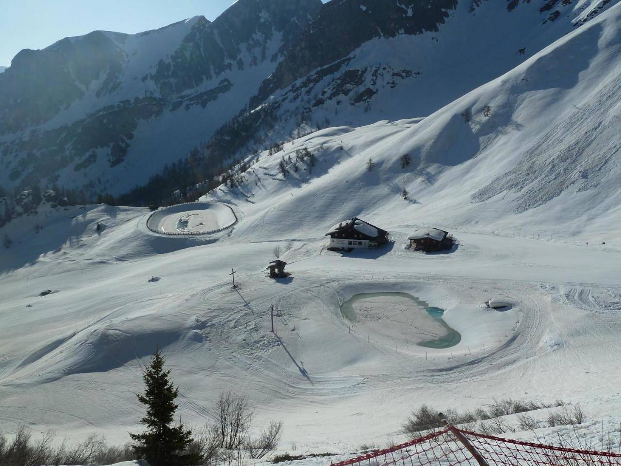 Edelweisshütte Ladurns in Stubaier Alpen, Brenner