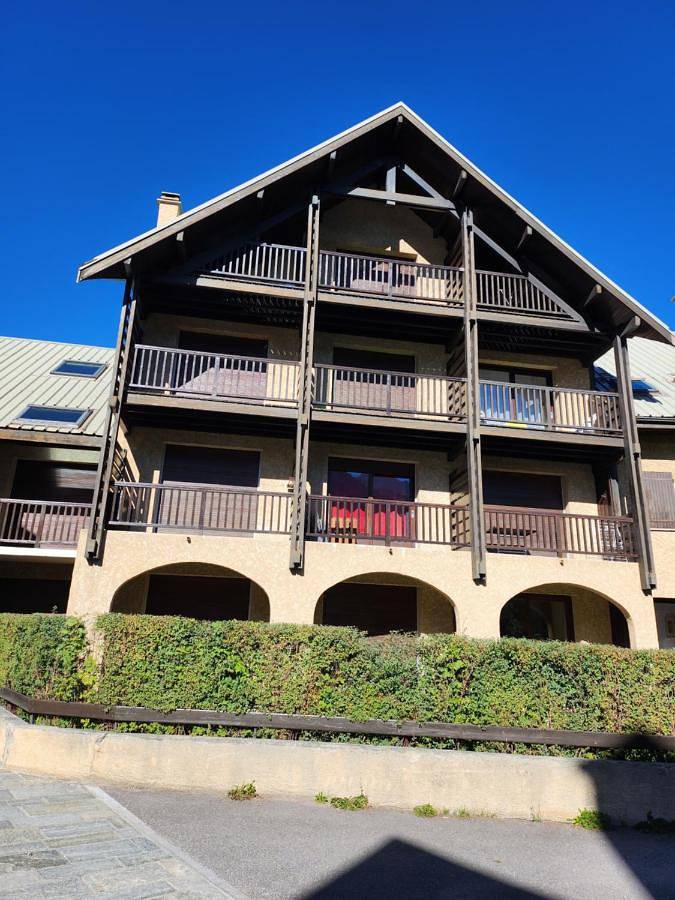 Gîte pour 4 personnes, avec vue et terrasse dans Office De Tourisme De Serre Chevalier - Bureau Du Monetier Les Bains - 4