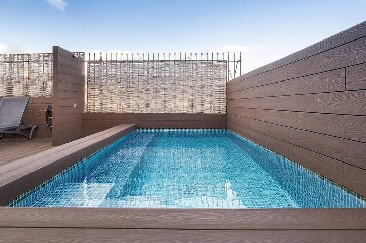 Holiday rental for 16 people, with Balcony and Pool in Barcelona