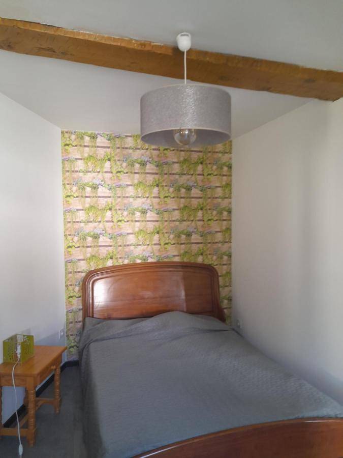Gîte pour 3 personnes, avec Balcon ainsi que Terrasse et Vue dans Office De Tourisme De Vernet Les Bains - 4