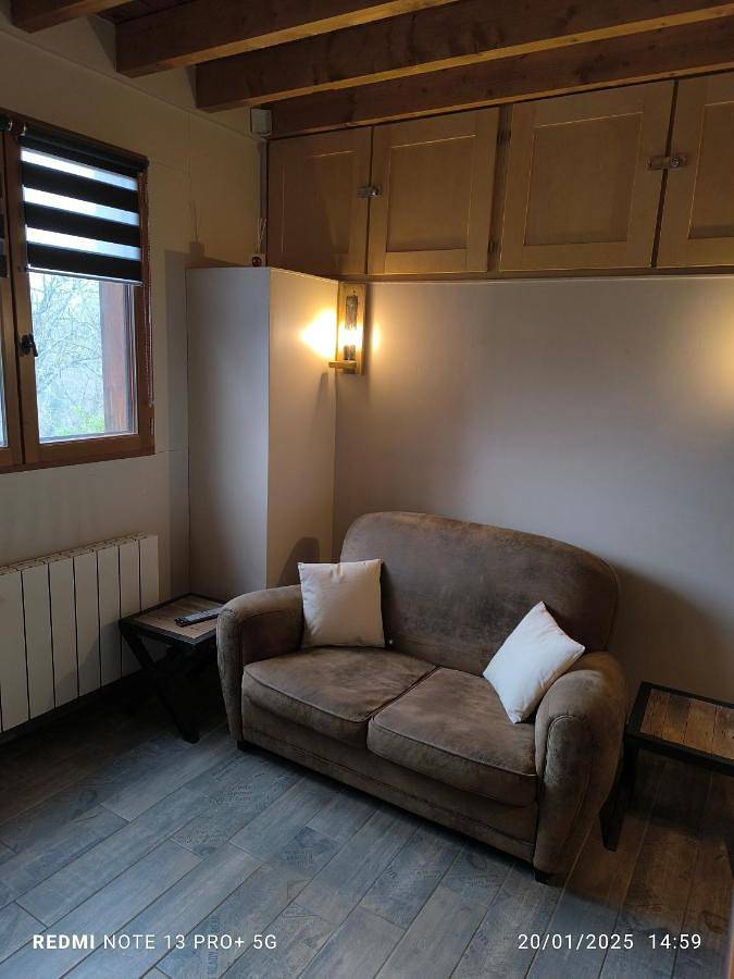 Appartement entier, One-Bedroom Apartment in Écully, Lyon et ses environs
