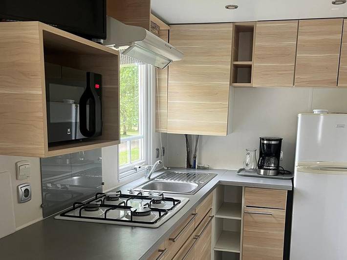 Camping Domaine de La Pinede - Stacaravan 4 personen in Étaples, Montreuil en omgeving